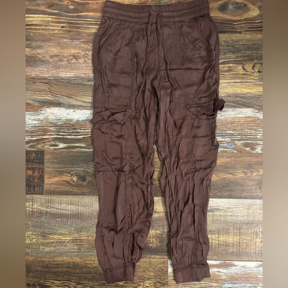 Aerie Women’s Silk Cargo Joggers Brown Size X-small